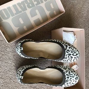 BCBG ballet flats. Leopard